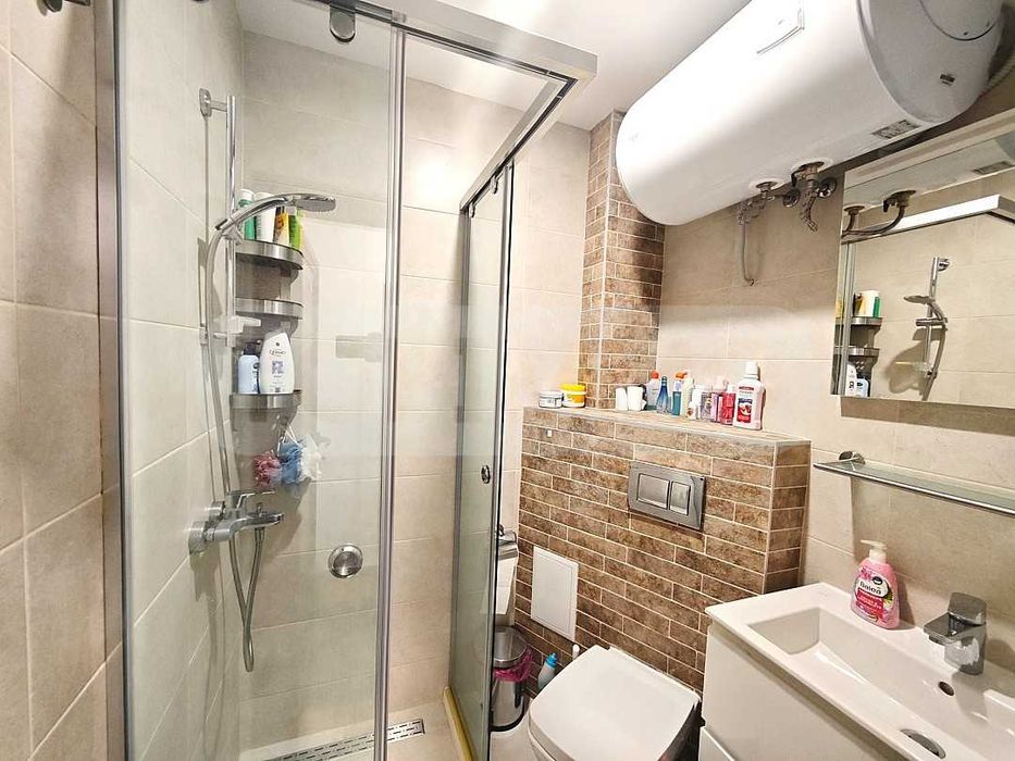 Двустаен апартамент в квартал Чайка