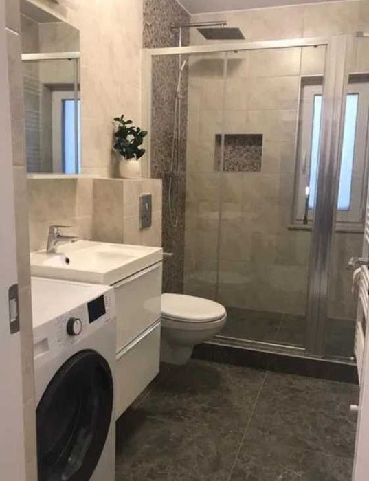 Дава се под наем Двустаен апартамент в Пловдив, Гагарин - 64 кв.м за 214.2 € - Снимка #2