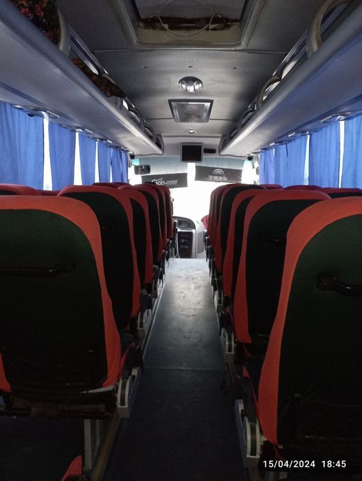 Yutong avtobus sotiladi