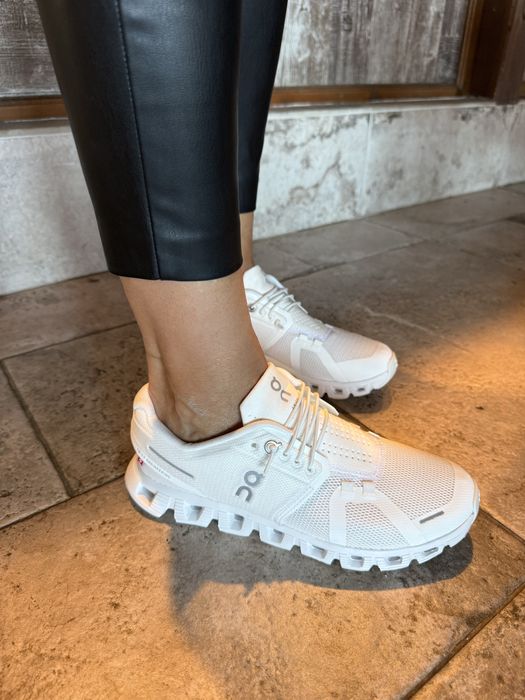 Спортни дамски маратонки On Cloud