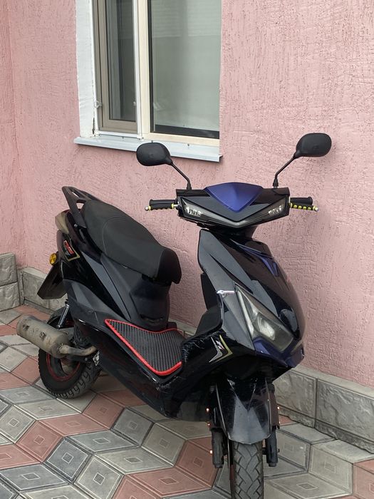 Продам мопед идела