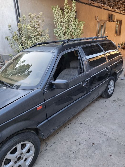 Продам пассат универсал 1993