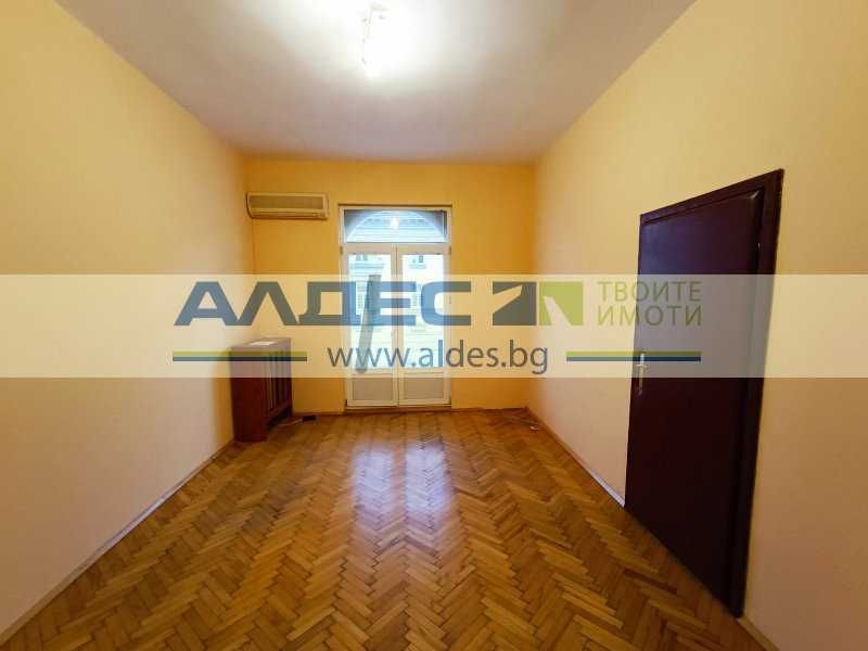 Дава се под наем Офис в София, Център - 85 кв.м за 663 € - Снимка #5