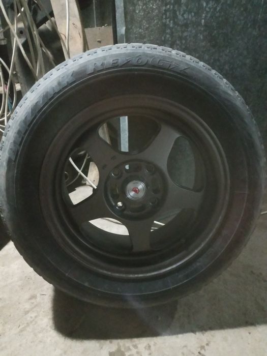 Покрышки с диской титановый