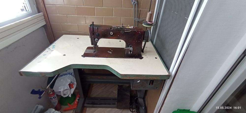 Швейная машина 1022 класс