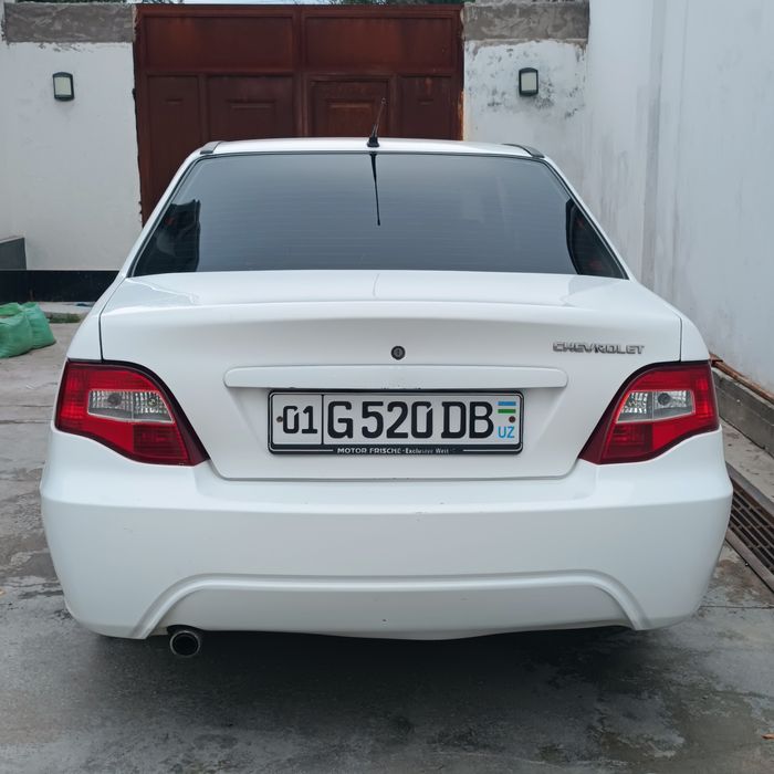 Нексия 2 сотилади