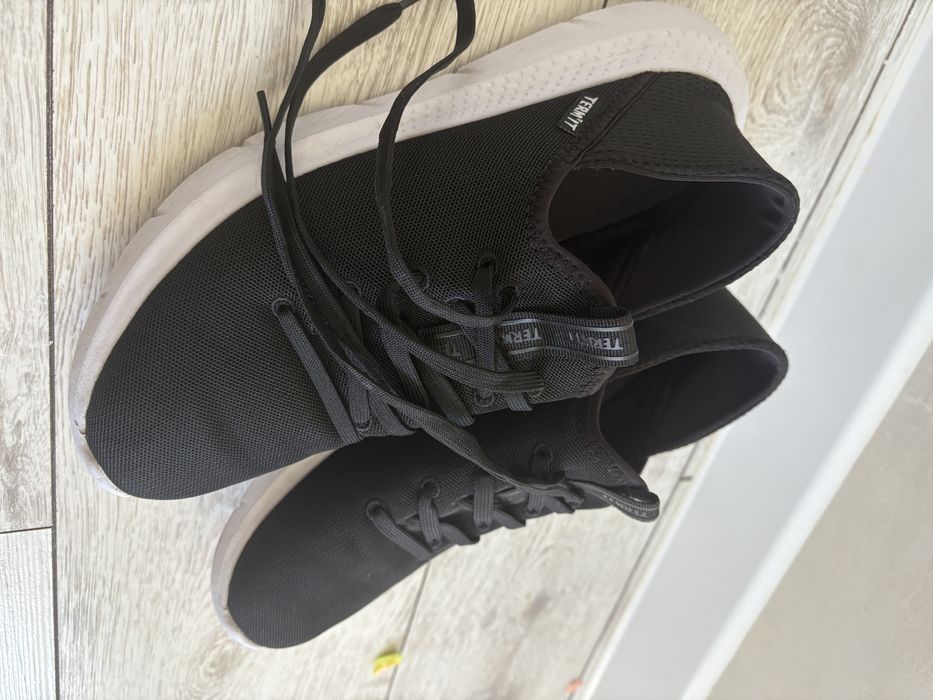 Мужская кроссовка Termit