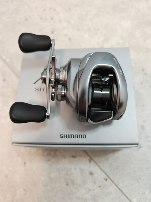 Mulineta cast Shimano 22 Metanium Shallow Edition Left 6.2