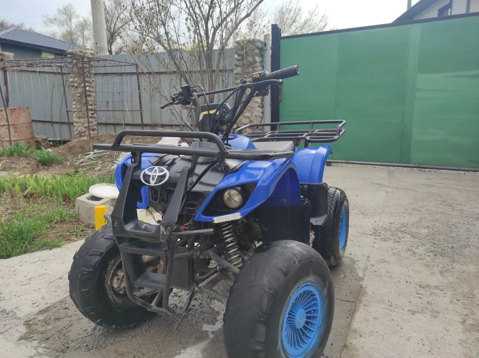 Квадроцикл продам