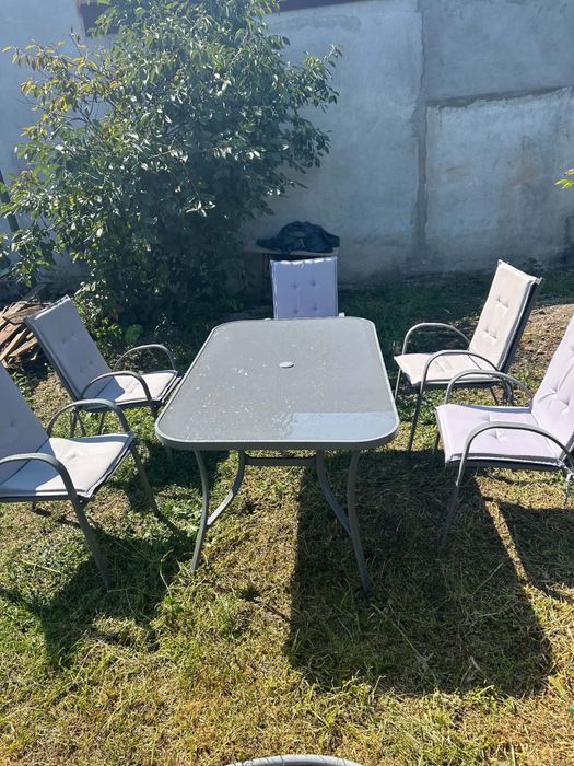 Masa de gradina
