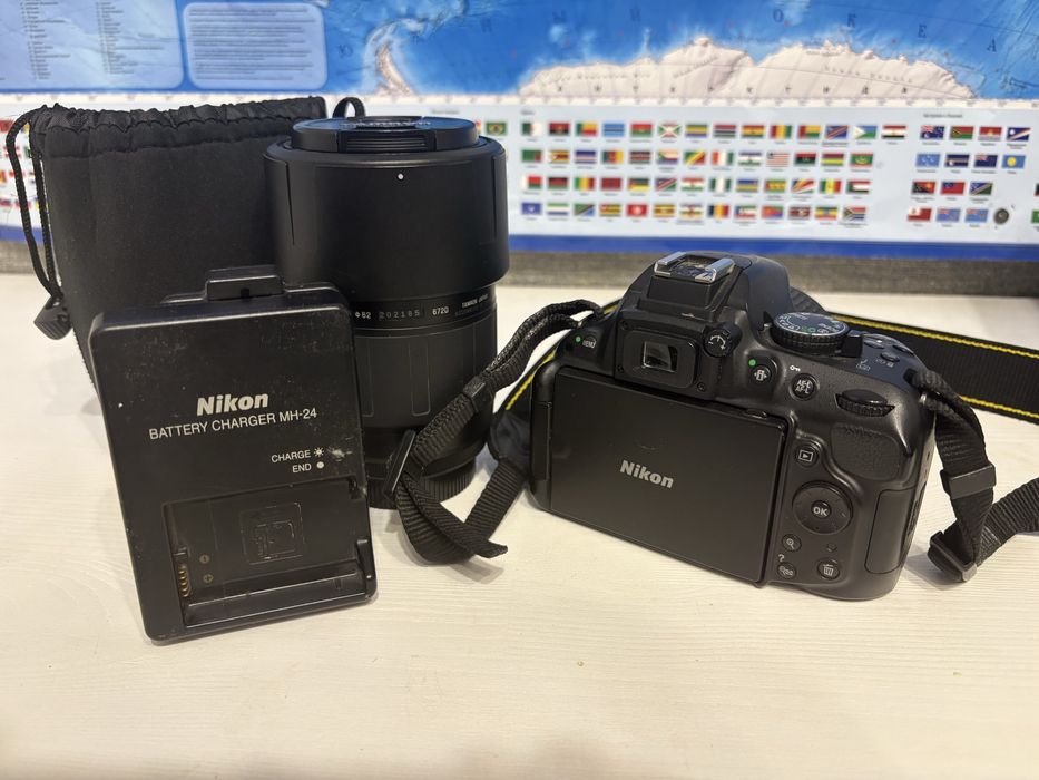 Продаю Nikon D5200, с обьективом