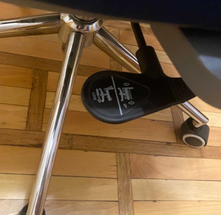 Кресло офисное (сетка)