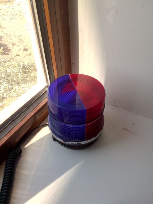 Мигалка на авто.