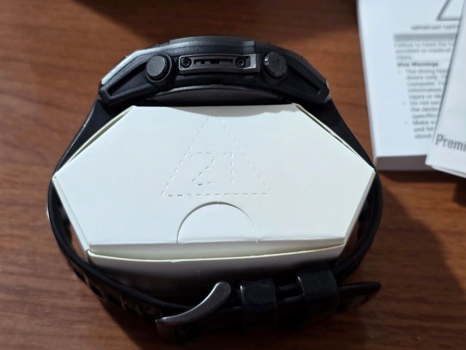 garmin fenix 8 51mm sapphire solar