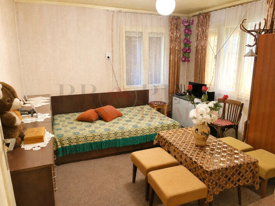 Продажба Къща гр. Горна Оряховица - с. Драганово 101m² и двор 2388m²