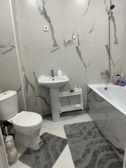 Сдается 2х комнатная квартира в Чиланзарском районе срочно!!!