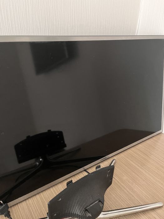 Телевизор б/у. Продам за 5000