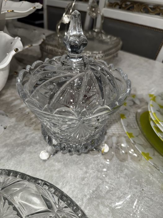 Вся посуда за 10 000 тенге