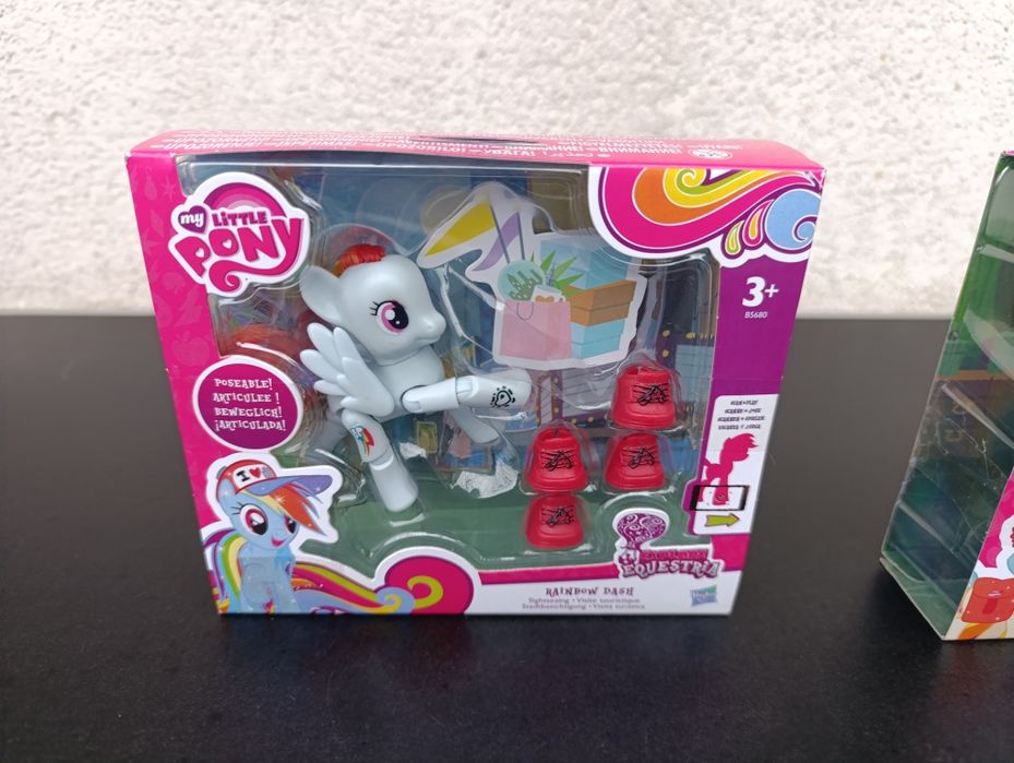 figurina my little poney set accesorii miss pommel  rainbow dash