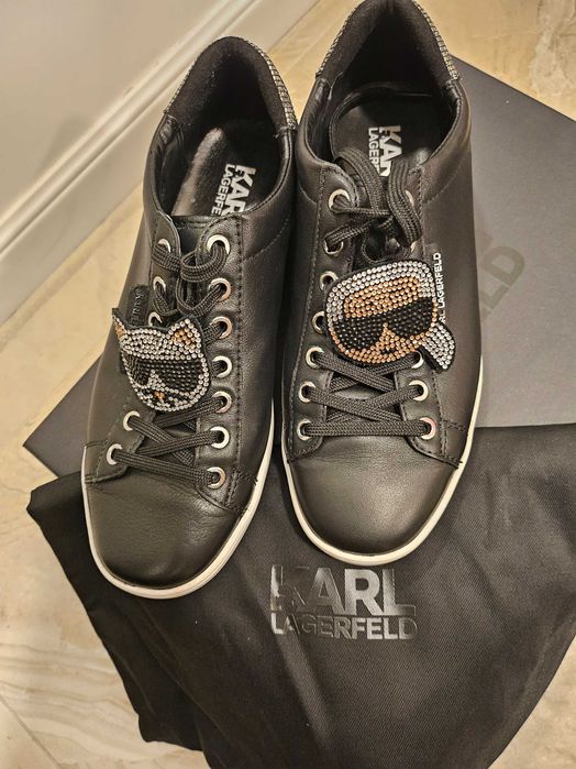 Дамски спортни обувки РАЗПРОДАЖБА