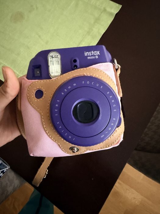 камера INSTAX MINI 8