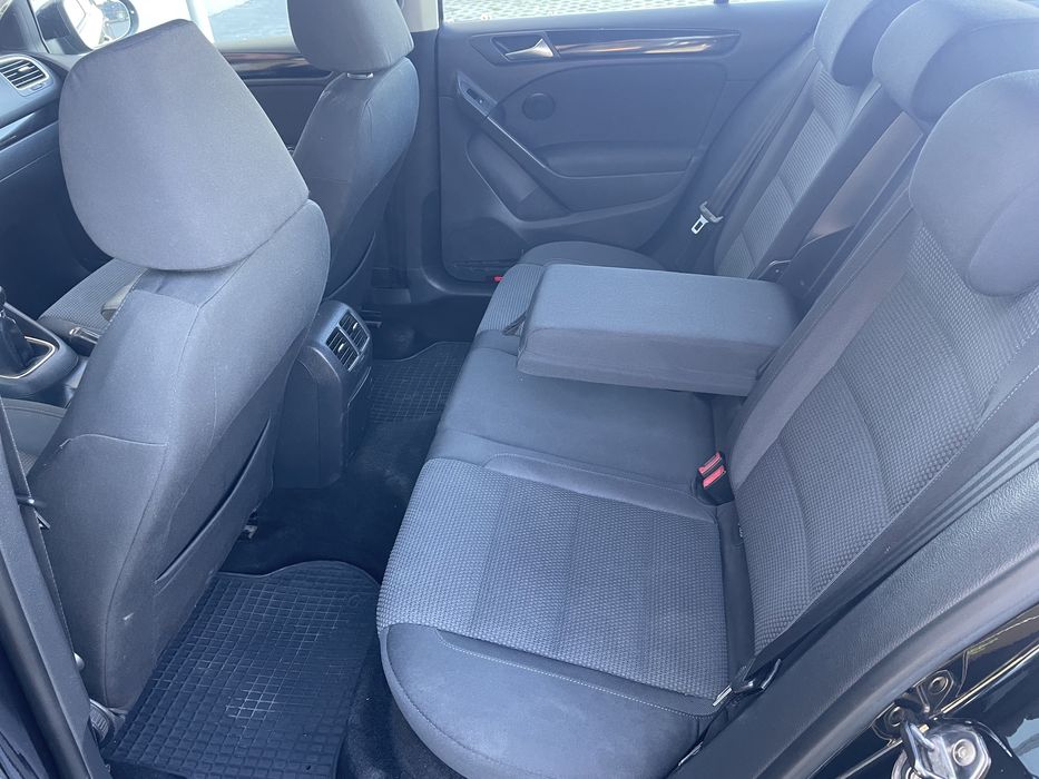 Volkswagen Golf 6 2010 1.6MPI Euro5 Unic Proprietar