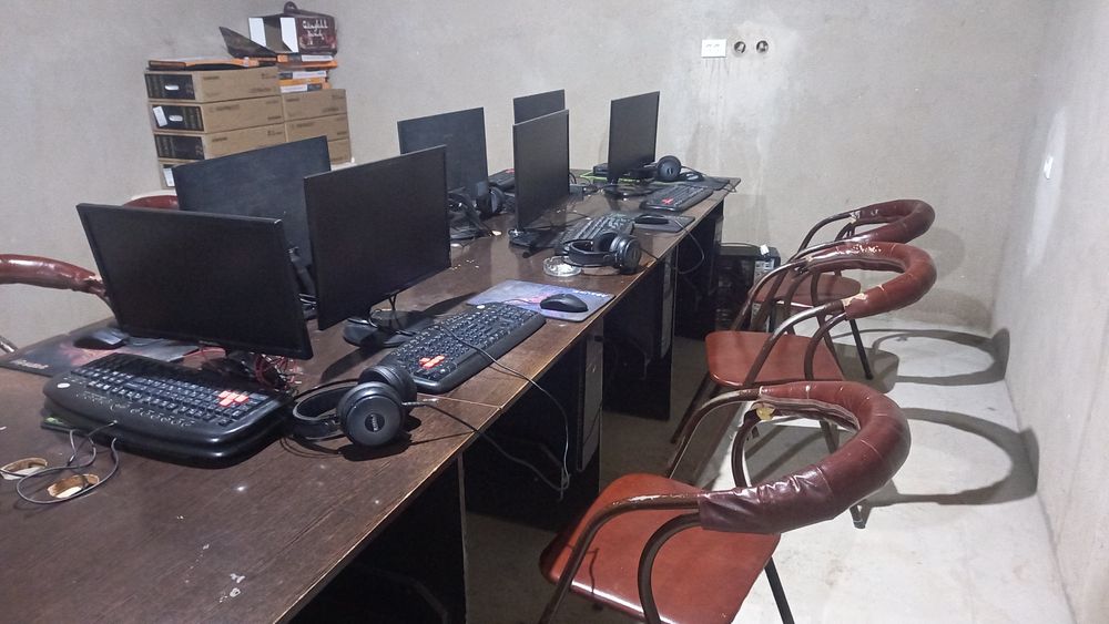 Kompyuterlar sotiladi ddr3 hd61 plata azu 8 pajti yengi manitor 22 li