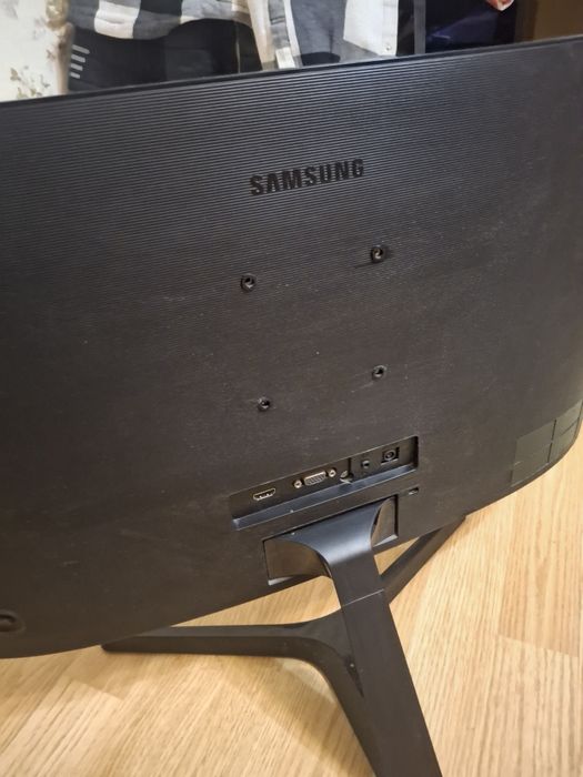 Monitor samsung curbat full hd 27 inch 75 hz led