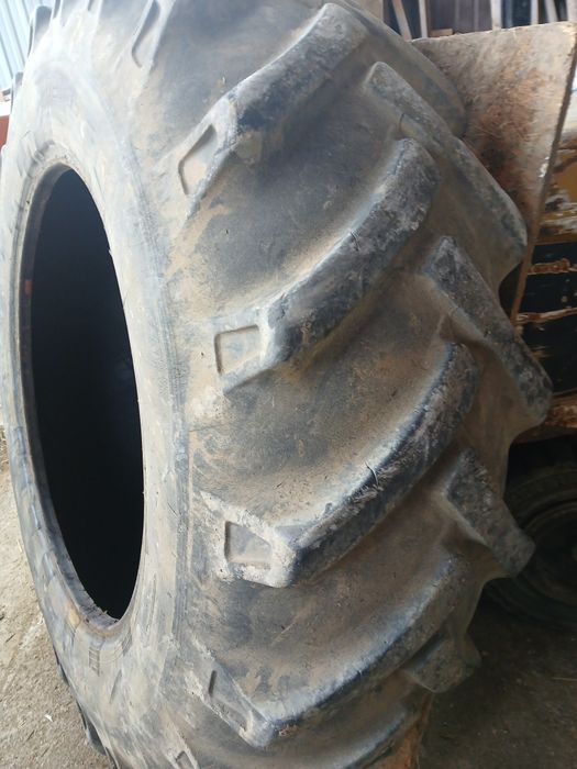 Vind cauciucur tractor 13,6/36**16,9/30