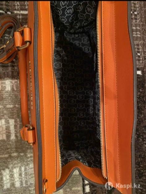 Сумочка  женская