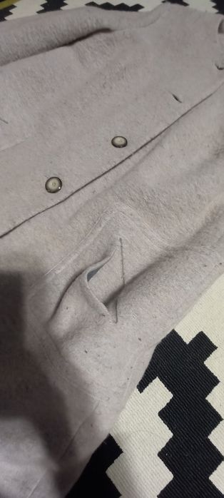 Дямско палто с копчета 44размер