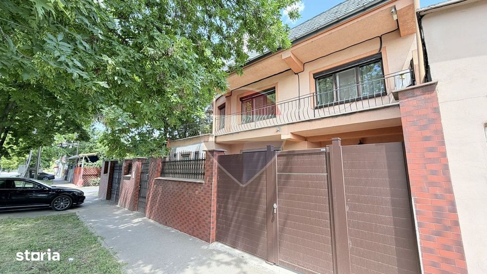 De vânzare apartament duplex la casă, 150 mp utili, Brăila- zona B-uri