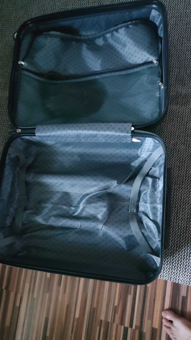 Troller vanzare - 55 cm inaltime x 27 latime x 20 adancime