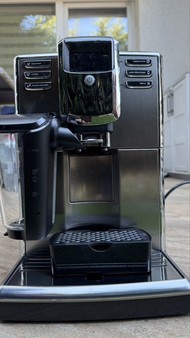 Espresor Philips LatteGo