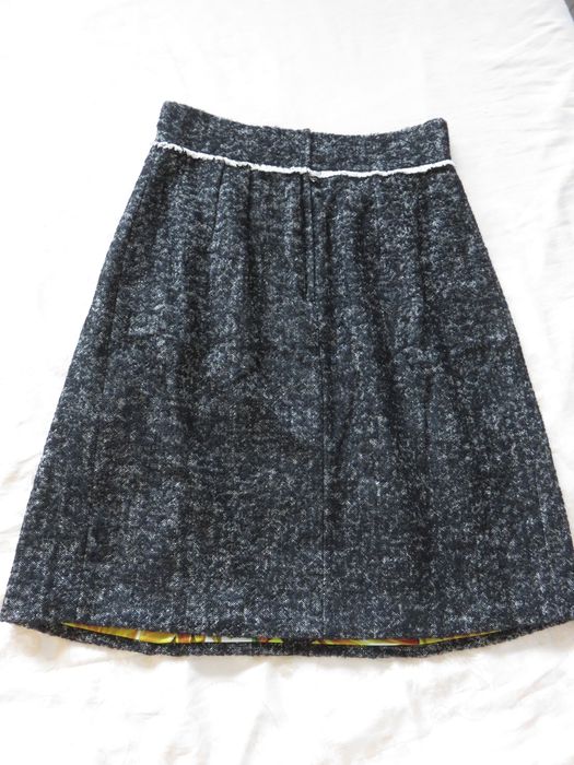 Вълнена пола Dolce&Gabbana, миди дължина, L