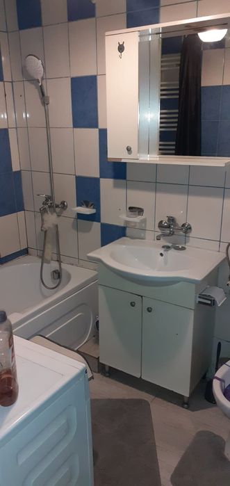 Inchiriez garsoniera Str Decebal