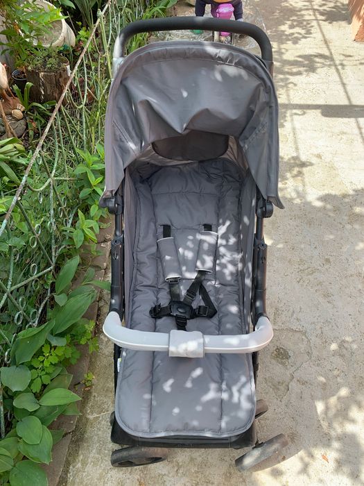 Vând cărucior Hauck Rapid 4R Plus (model sport)