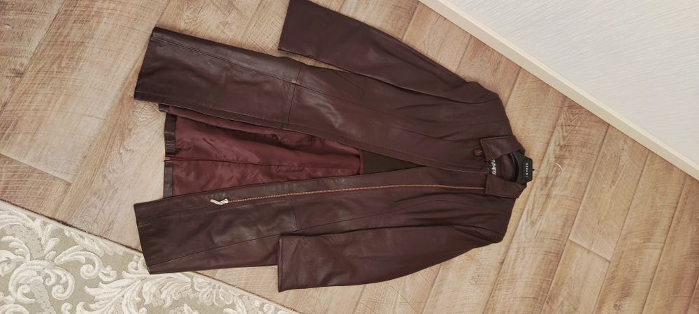 Продам кожаную куртку