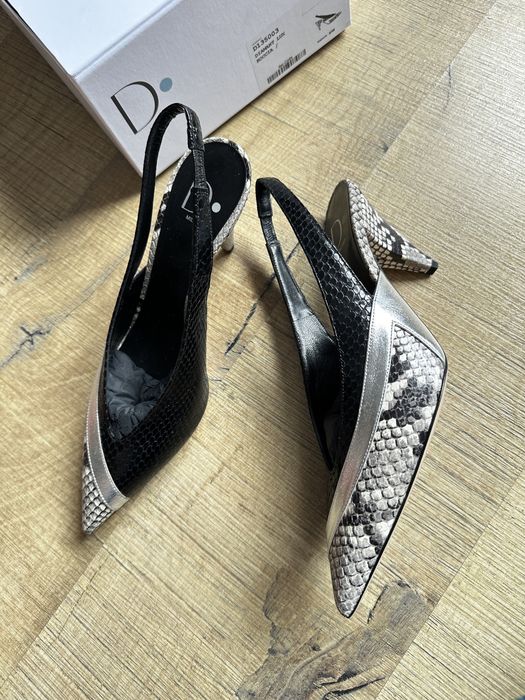Pantofi varf ascutit noi din piele 38-38.5