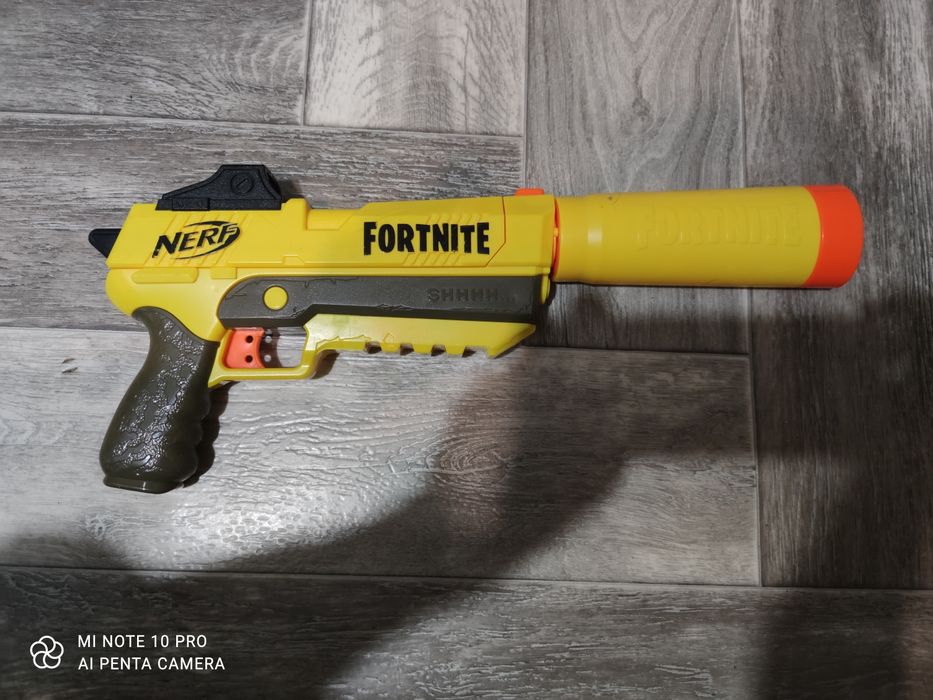 Коллекция игрушечных бластеров  NERF (100% оригинал)