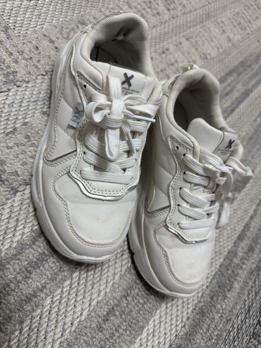 Маратонки puma adidas