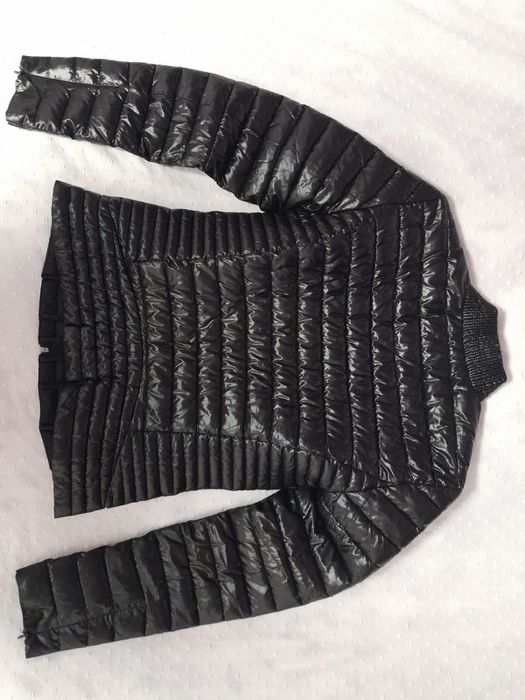 Guess Geaca Marimea L