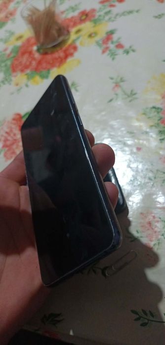 Samsung S21 5G без забележки във отлично състояние
