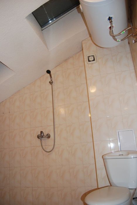 двустаен обзаведен, кв.Редута, тухла с АКТ16, Ателие, до парка