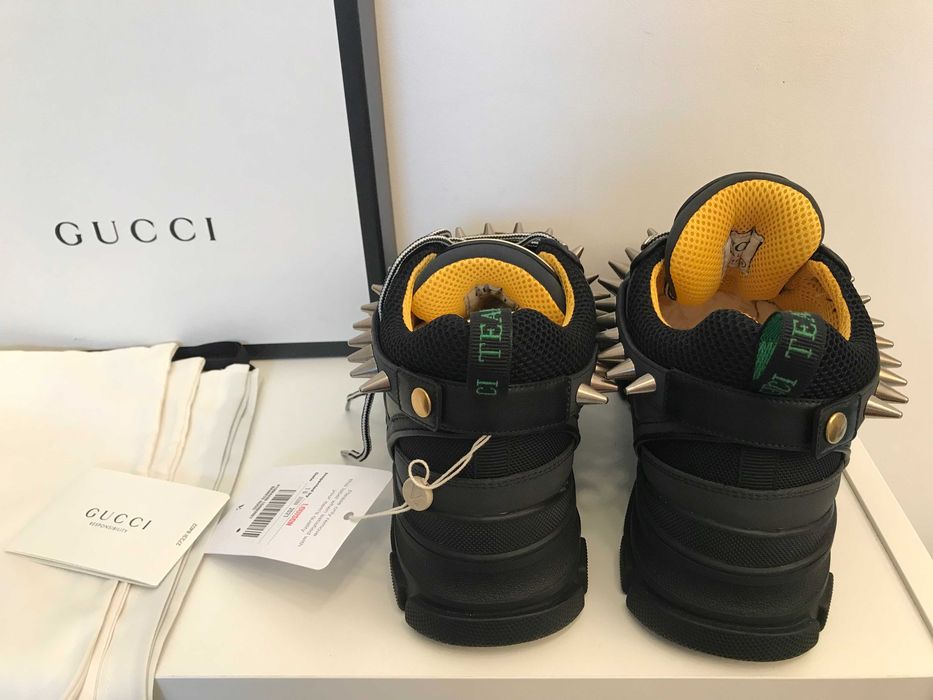 Gucci Flashtrek reflective 42 removable spikes, limited, full box