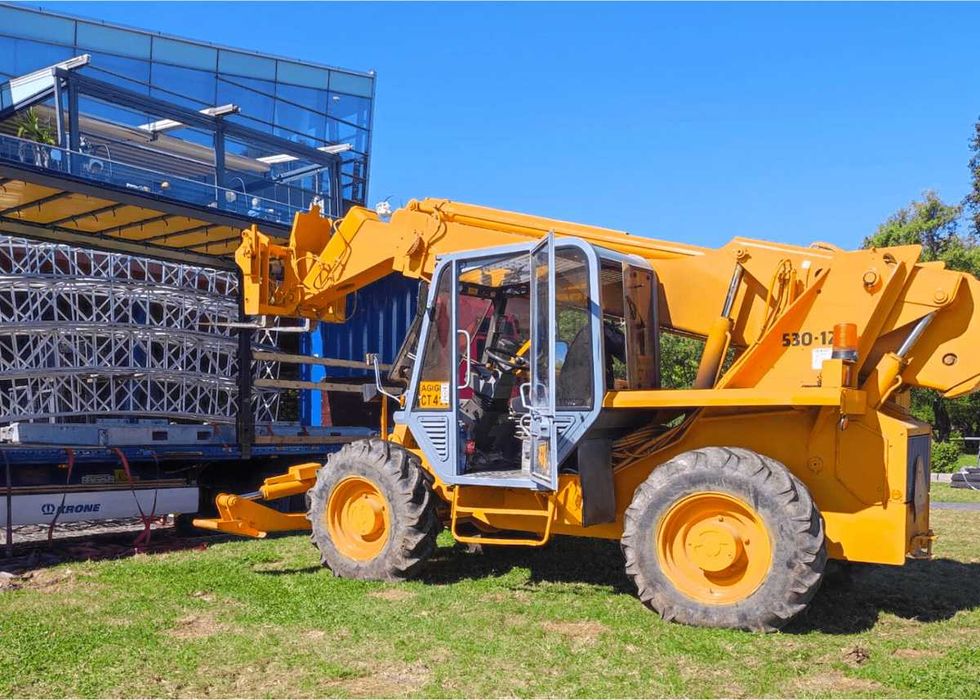 Incarcator Telescopic de inchiriat / Inchiriez Telehandler / Manitou