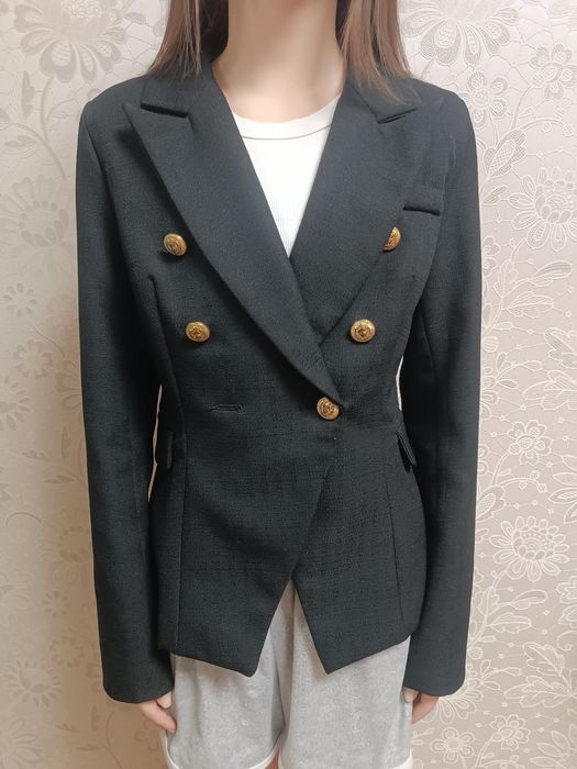 Черный пиджак женский