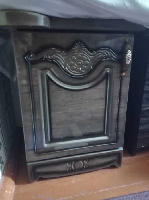 Мебел спални холати ало