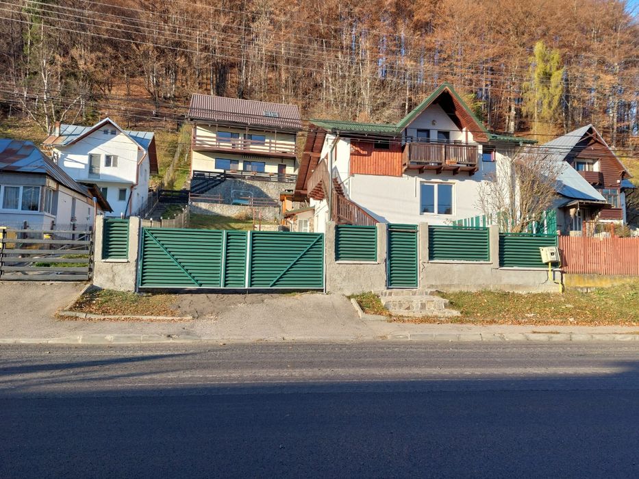 Închiriez camere la muncitori