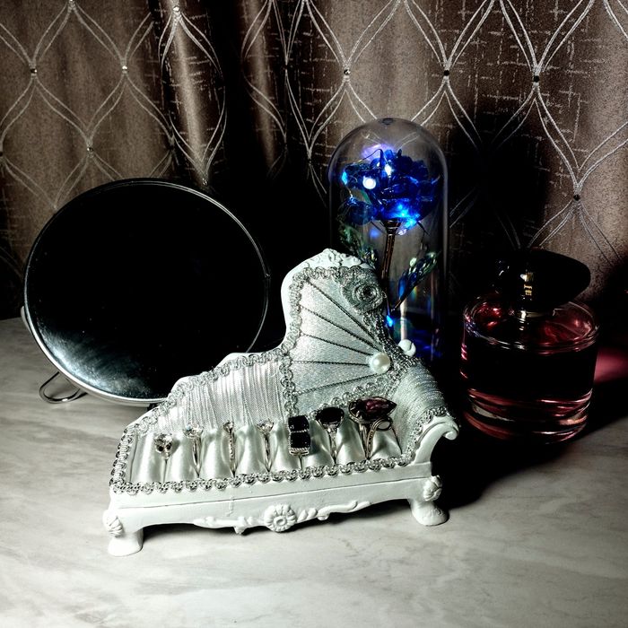 Органайзер для украшений